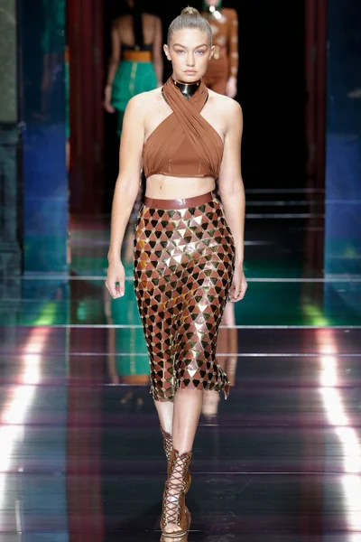 Look 13